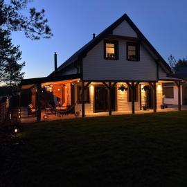 Wooden House Kaszuby, hotel en Borsk
