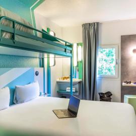 ibis budget Marne la Vallée Chelles، فندق في شيل