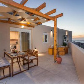 Sea Whisper with Hot Tub, by Estia, hotel u gradu Heraklion