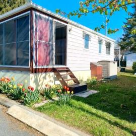 Mobil-home 4pers avec terrasse et Wi-Fi Pyrénées Font-Romeu, hotel v destinácii Saillagouse