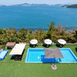 Yeosu Bokja Spa Pension, מלון ביאוסו