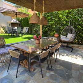 Pelion PNOES Luxury Seaview Villa with priv Garden, hotel a Káto Lekhónia