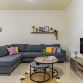 Mauve et Miel 2-BR Apartment In Batroun
