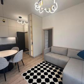 Modern Family Apartment Near Mežaparks & City Center, hotel i Riga