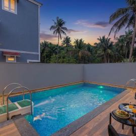StayVista at Casa Viena with Pool & Lawn