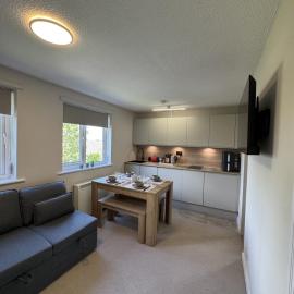 Johnson Suite Lichfield - New 2 Bed & 2 Parking Spaces: Lichfield şehrinde bir otel