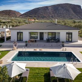Villa De Lujo، فندق في Sísion