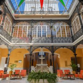 Hotel Mirador de Llerena، فندق في ييرينا