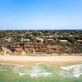 Cliffside Rustic & Charming Villa By Feelhome, hotel in Bet Yannay