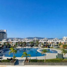 Royal Sun Elite Apartment by Long Beach