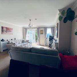 Orchards Residence - RARE find - entire property, Hotel in Cork