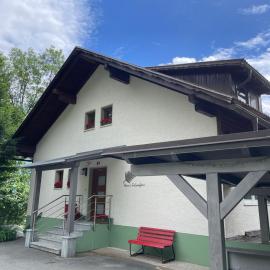 Haus Silverfern، فندق في Förolach