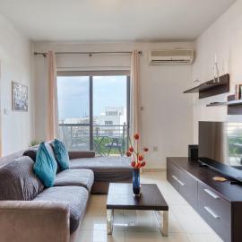 Cozy 2 Bedroom Apartment in Swieqi Near St Julians and Paceville