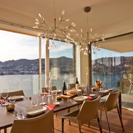 Executive Penthouse Como Condo sleeps 5 by Italian Apartments, hotel em Como