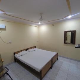 Hotel Geetanjali, hotel en Lucknow