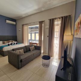 D Townhouse Boutique Suites, hotel u gradu Slijema
