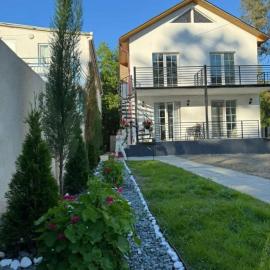 Manika Grigoleti: Grigoleti şehrinde bir otel