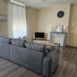 Les Trésors à 2 pas du Pal, Hotel in Dompierre-sur-Besbre