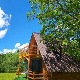 Svanieri-Cottage in Svaneti, hotel in Katskhi