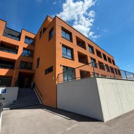 Moderne zariadený apartmán s terasou