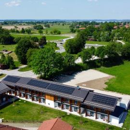 Das Exter - modernes Self Check-in Hotel am Chiemsee, hotel em Übersee