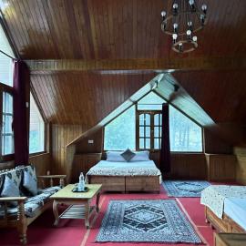 Parvati woods cottage, готель у місті Manīkaran