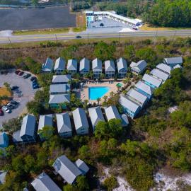 Barefoot Cottage B28 by Pristine Properties Vacation Rentals