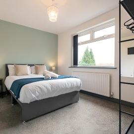 Green View House-3BR House in Greater Manchester!