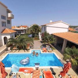 Bračić Premium Apartments with Outdoor Pool and Sauna 2