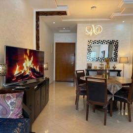 Design & Espace-Superbe F3 en Plein Centre-Ville, hotell i Kénitra