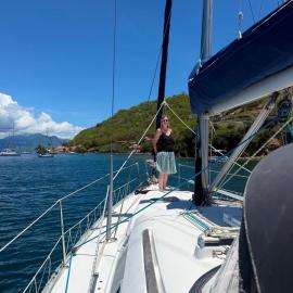 Nuit insolite dans la baie des Saintes