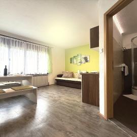 ASGARD Guesthouse, hotel v mestu Josipdol