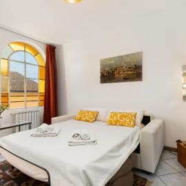 Mountain View Retreat near Lake Como and Fast WI-FI
