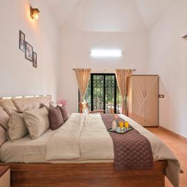 Deshco Green Acres, Alibaug, hotel en Zirad