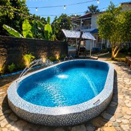 Spring house vista del bosque, rio a 12 minutos caminando piscina privada, aires acondicionado BBQ, hotel a Jarabacoa