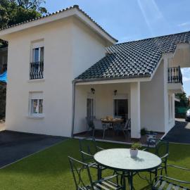 Chalet Amarena 20812، فندق في أرغونيوس