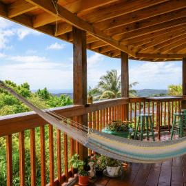 New Mountain Escape Panoramic San Juan Views, Hotel in Aguas Buenas