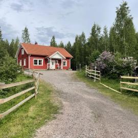 하민리나에 위치한 호텔 Koivuniemen Ranch