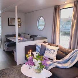 Solvesborg Houseboat with Harbour Views - Sleeps 4, hotel i Sölvesborg