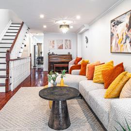 2-Story 3BR House Backyard & BBQ & Piano, hotell Torontos