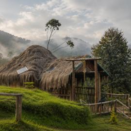 Sholanest Mud House and Farm Stay in Vattavada Near Munnar, hotel in Vattavada