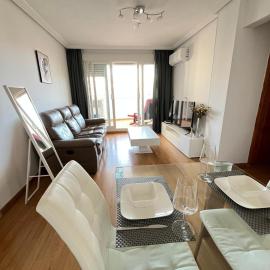 Apartamento en La Cala cerca de la playa, מלון בקאלה דה פינסטראט