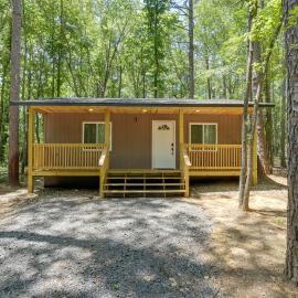 Pet-Friendly Cabot Country Escape, hotel em Cabot