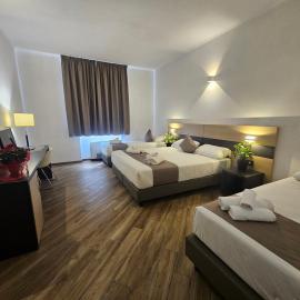 Hotel Alba Roma, hotelli Roomassa