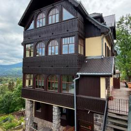 Izba pod Śnieżką, Hotel in Karpacz