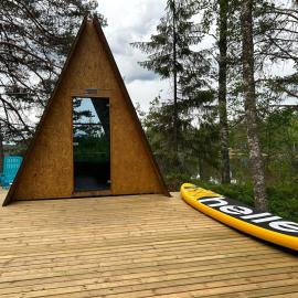 Unique A-frame cabin by the lake Paddleboarding and kayaking, Hotel in Keuruu