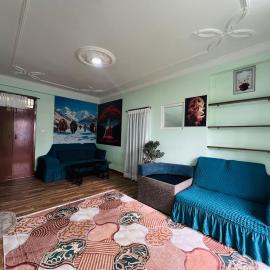 2BHK with Rooftop Views Near Thamel & City Square، فندق في Tokha