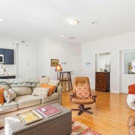 Walk to Navy Stadium Private Studio w Parking, hotel en Annapolis