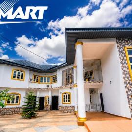 IMSMART Luxury Apartment, готель у місті Уйо