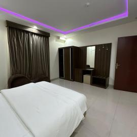 شقق ظل النخيل للشقق المخدومة, hotel in Hotat bani tamim